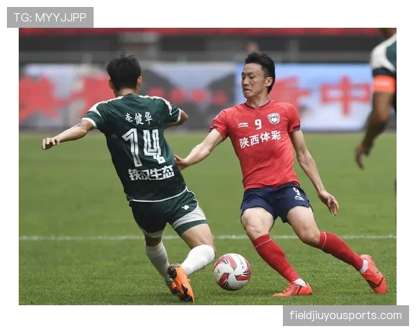 张琳芃居然还那么会打扮，这足球场上铁汉私下像谁家的小鲜肉？